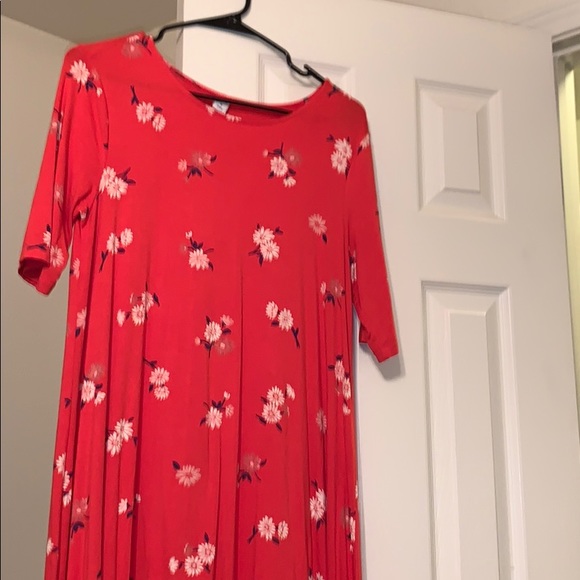 Old Navy Dresses & Skirts - A floral dress